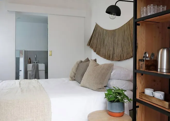 Quaint Room To Rent - Number 4706